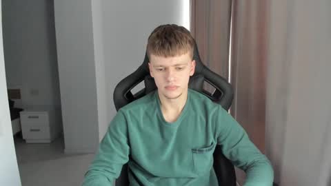 Snapshot of thomas_shelbivip chatting on January 26, 2025, 1:04 pm Tomas online show from January 26, 2025, 1:04 pm