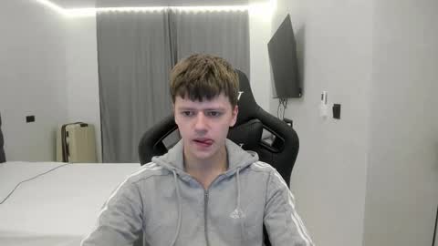 Tomas online show from February 9, 2026, 12:47 am