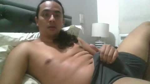 Snapshot of thomasbbc25 chatting on January 9, 2025, 3:47 am Thomas online show from January 9, 2025, 3:47 am