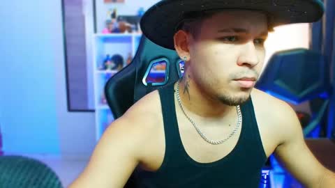 Snapshot of thomascollins__ chatting on November 1, 2025, 6:59 am Thomas online show from November 1, 2025, 6:59 am