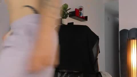 Snapshot of thomasmarzo1 chatting on October 9, 2025, 5:22 pm sweetfit boy online show from October 9, 2025, 5:22 pm