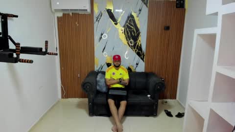 thomson_hot01 online show from March 27, 2026, 8:26 am