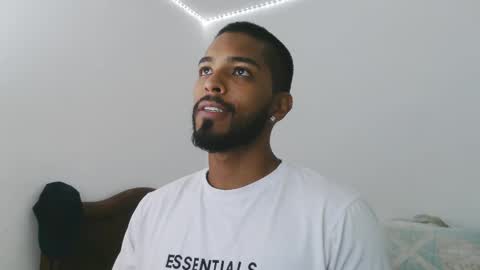 thonyy online show from February 25, 2025, 3:52 am