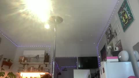 Snapshot of throatyygoat chatting on October 4, 2025, 6:50 pm throatyygoat online show from October 4, 2025, 6:50 pm