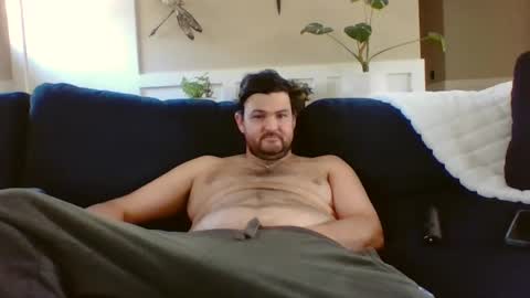 Make me explode please... online show from January 17, 2025, 5:51 pm