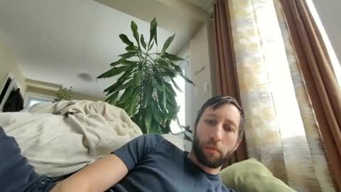 throwawayafteruse20202 online show from January 7, 2026, 6:54 pm