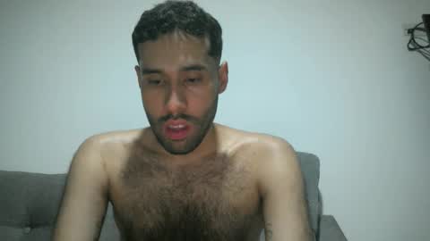 Snapshot of throwawayyourgun chatting on February 5, 2025, 1:37 am Luka online show from February 5, 2025, 1:37 am