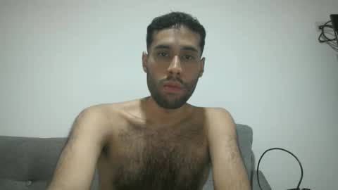 Snapshot of throwawayyourgun chatting on February 10, 2025, 3:32 pm Luka online show from February 10, 2025, 3:32 pm