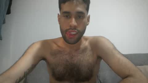 Snapshot of throwawayyourgun chatting on February 20, 2025, 8:14 pm Luka online show from February 20, 2025, 8:14 pm