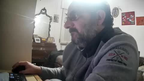 Snapshot of thunderflash73 chatting on February 14, 2025, 6:29 pm Little Wolf online show from February 14, 2025, 6:29 pm