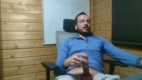 Snapshot of thx_4some_sharing chatting on January 14, 2025, 1:36 am toobigcockforonegirl online show from January 14, 2025, 1:36 am