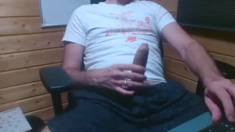 Snapshot of thx_4some_sharing chatting on September 22, 2025, 1:29 am toobigcockforonegirl online show from September 22, 2025, 1:29 am