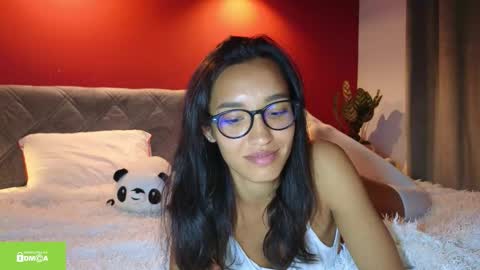 Snapshot of tia_j chatting on October 20, 2025, 5:24 pm tia_j online show from October 20, 2025, 5:24 pm