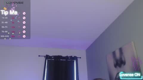 Tia Bella online show from November 16, 2025, 8:14 pm