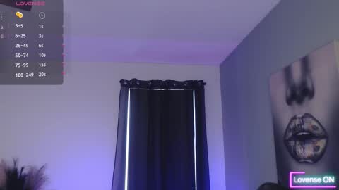 Tia Bella online show from March 30, 2026, 7:04 pm