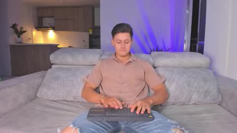 santiago online show from January 16, 2026, 1:09 am