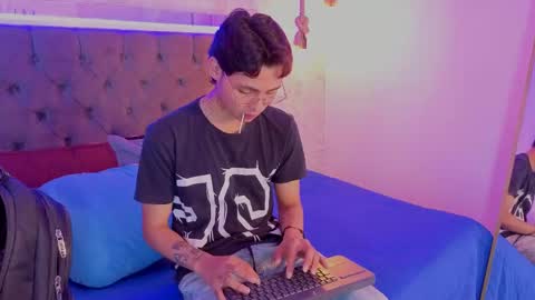 Snapshot of tian_sex chatting on May 22, 2026, 4:08 am online show from May 22, 2026, 4:08 am