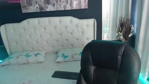 LIA online show from September 16, 2025, 12:17 pm