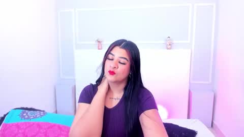 Snapshot of tianaglow26 chatting on September 10, 2025, 7:25 pm Tiana Luv Sins online show from September 10, 2025, 7:25 pm