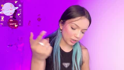 Tiana Le online show from January 14, 2026, 11:31 pm