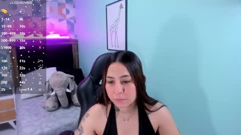 tianapiket online show from January 29, 2025, 11:30 am