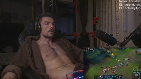 tickle_my_pickle07 online show from December 7, 2024, 2:13 pm