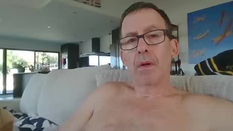 JustMe online show from December 1, 2024, 6:08 pm