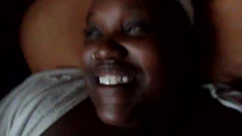 Tierra Henri online show from December 10, 2024, 3:12 pm