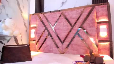 Tifanny online show from January 16, 2026, 6:45 pm