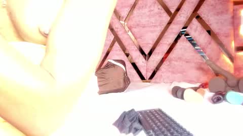 Tifanny online show from March 20, 2026, 6:46 pm