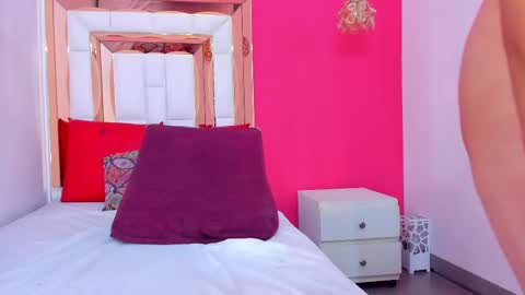 Snapshot of tifany_horny69 chatting on February 17, 2025, 10:58 pm Karolina online show from February 17, 2025, 10:58 pm
