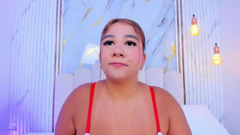 Tifany  online show from May 21, 2026, 8:49 pm