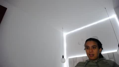 tiffany online show from February 9, 2025, 7:09 pm