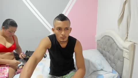 tiffany_and_leunam online show from December 5, 2024, 1:58 am