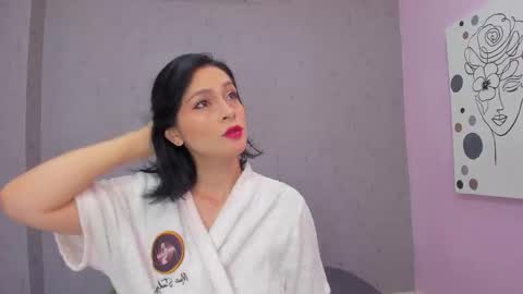 tiffany_mendez online show from November 8, 2025, 12:05 pm