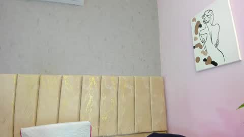 Snapshot of tiffany_mendez chatting on June 4, 2026, 12:00 pm tiffany_mendez online show from June 4, 2026, 12:00 pm