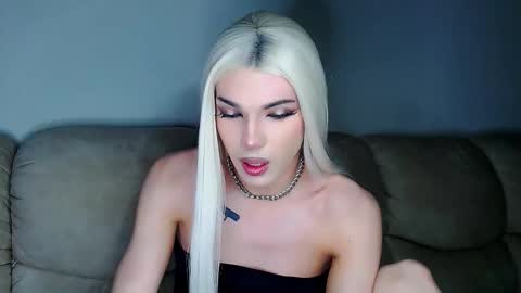 Tif online show from November 21, 2025, 11:42 am