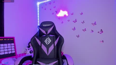 Snapshot of tiffany_sofia_ chatting on December 5, 2024, 6:44 pm tiffany sofia online show from December 5, 2024, 6:44 pm