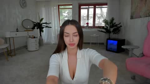 Tiffany Houston online show from January 31, 2025, 7:50 am