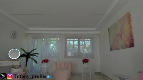 Tiffany Houston online show from November 2, 2025, 6:49 am