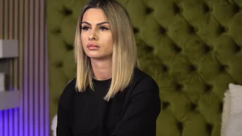 Ilaria online show from September 30, 2025, 6:18 am