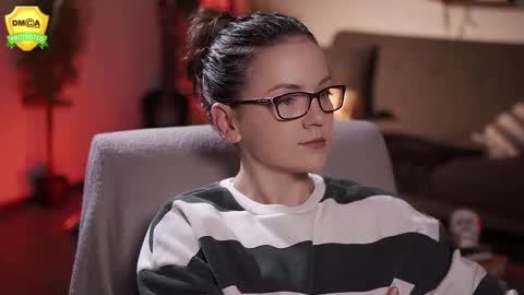 tiffanyriox online show from November 11, 2025, 1:05 am