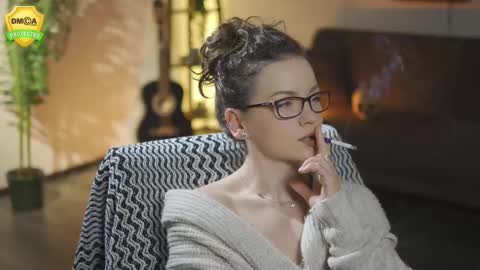 tiffanyriox online show from March 18, 2026, 12:47 am