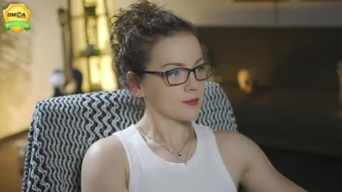 tiffanyriox online show from June 9, 2026, 11:49 pm