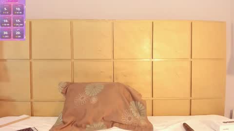 tiffanyruiz1_ online show from October 15, 2025, 10:48 am