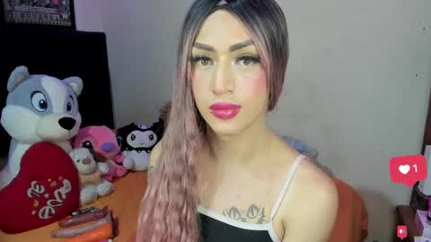 Snapshot of tiffanys_sohot chatting on December 14, 2024, 9:29 am  Tefy velandia  online show from December 14, 2024, 9:29 am