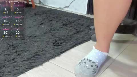 tiffanyy_deluxe online show from September 28, 2025, 8:47 pm