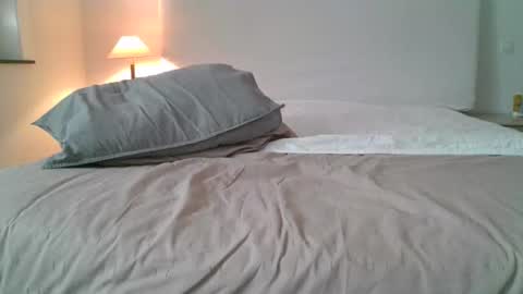 tigerjow941808 online show from April 16, 2026, 11:33 am