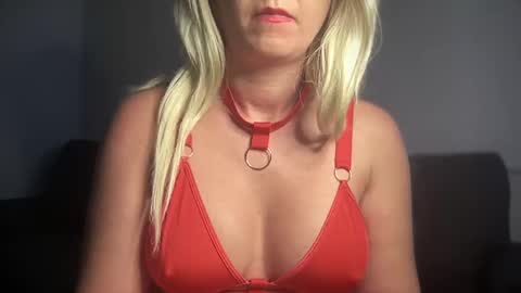 CaliforniaGoddess online show from January 10, 2025, 12:15 pm