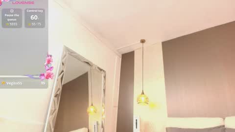 Snapshot of tiifany_baker chatting on September 24, 2025, 8:01 pm T I F F A N Y online show from September 24, 2025, 8:01 pm